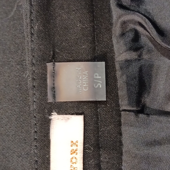 Dex "The Suit Shop" Black Pencil Skirt- Sz. Sm - Picture 8 of 10